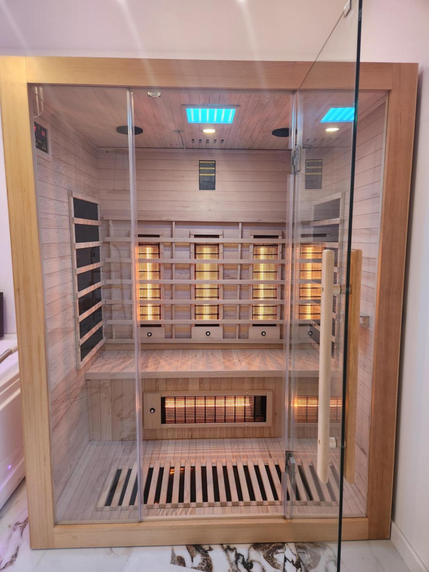 New In Gdansk! Red Room In The Heart Of Gdansk - Bdsm - With A Luxury Jacuzzi And Access To A Sauna Zewnętrze zdjęcie